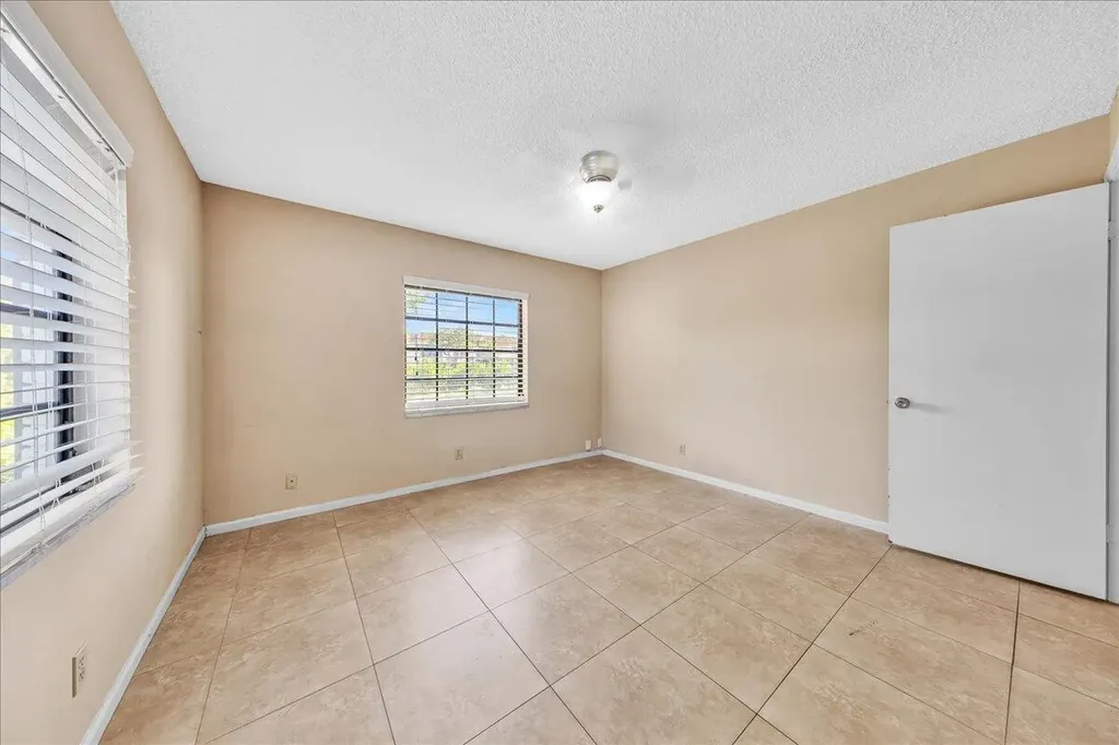 180 Cypress Club Drive Pompano Beach FL 33060