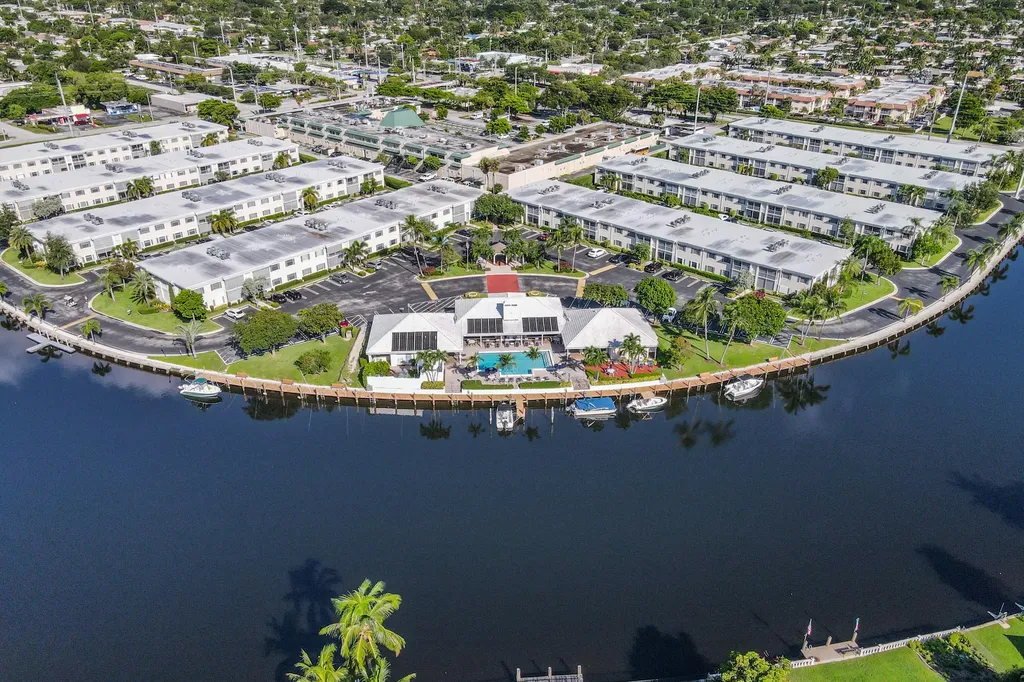 180 Cypress Club Drive Pompano Beach FL 33060
