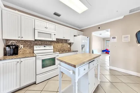 180 Cypress Club Drive Pompano Beach FL 33060