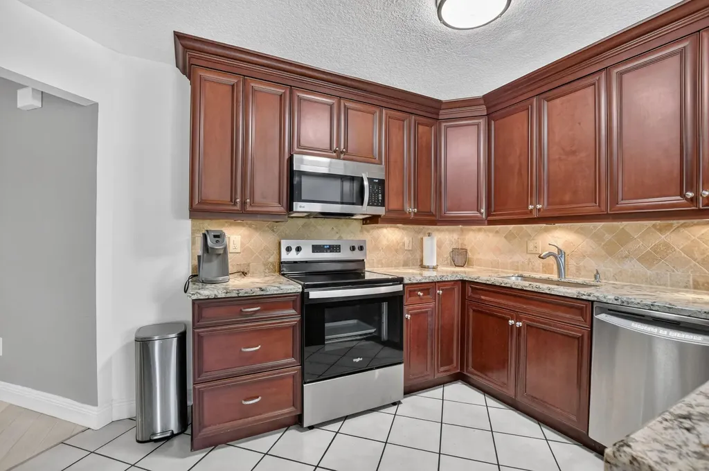 6675 Montego Bay Boulevard Boca Raton FL 33433