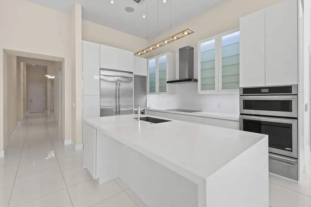 2 Water Club Way North Palm Beach FL 33408