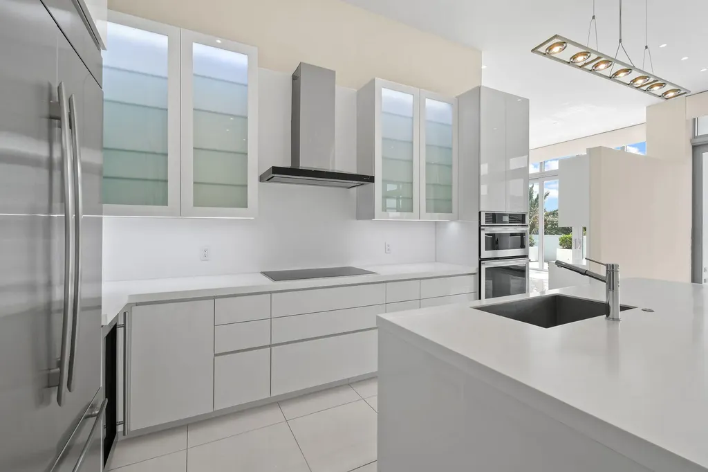 2 Water Club Way North Palm Beach FL 33408