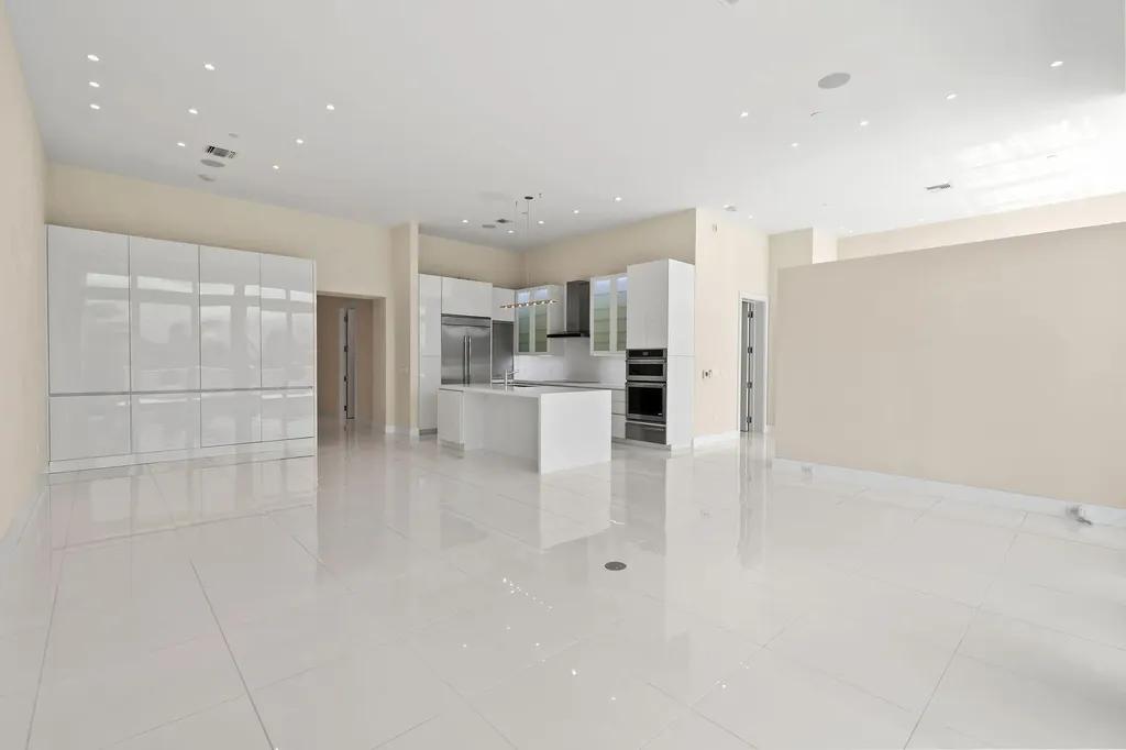2 Water Club Way North Palm Beach FL 33408