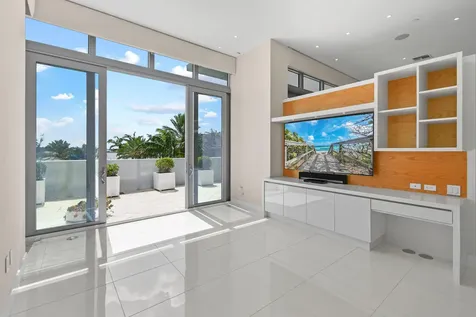 2 Water Club Way North Palm Beach FL 33408