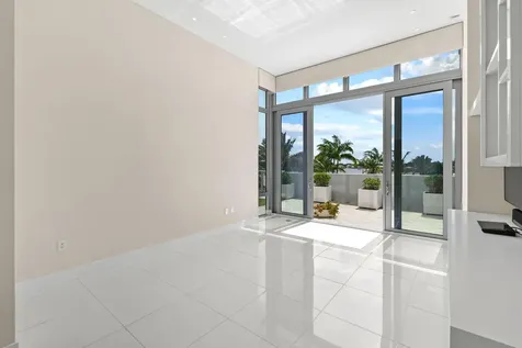 2 Water Club Way North Palm Beach FL 33408