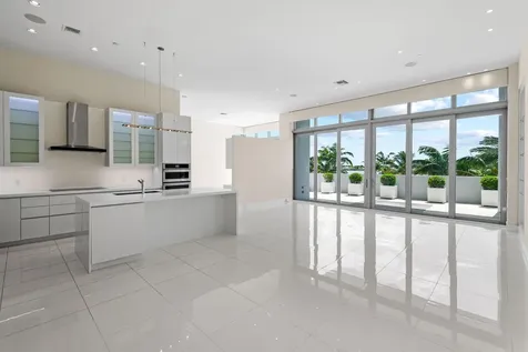 2 Water Club Way North Palm Beach FL 33408