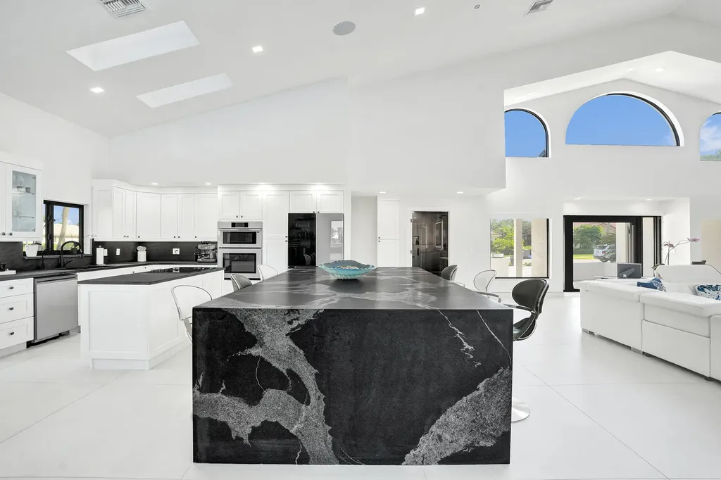 10818 River Glenn Drive Boca Raton FL 33428