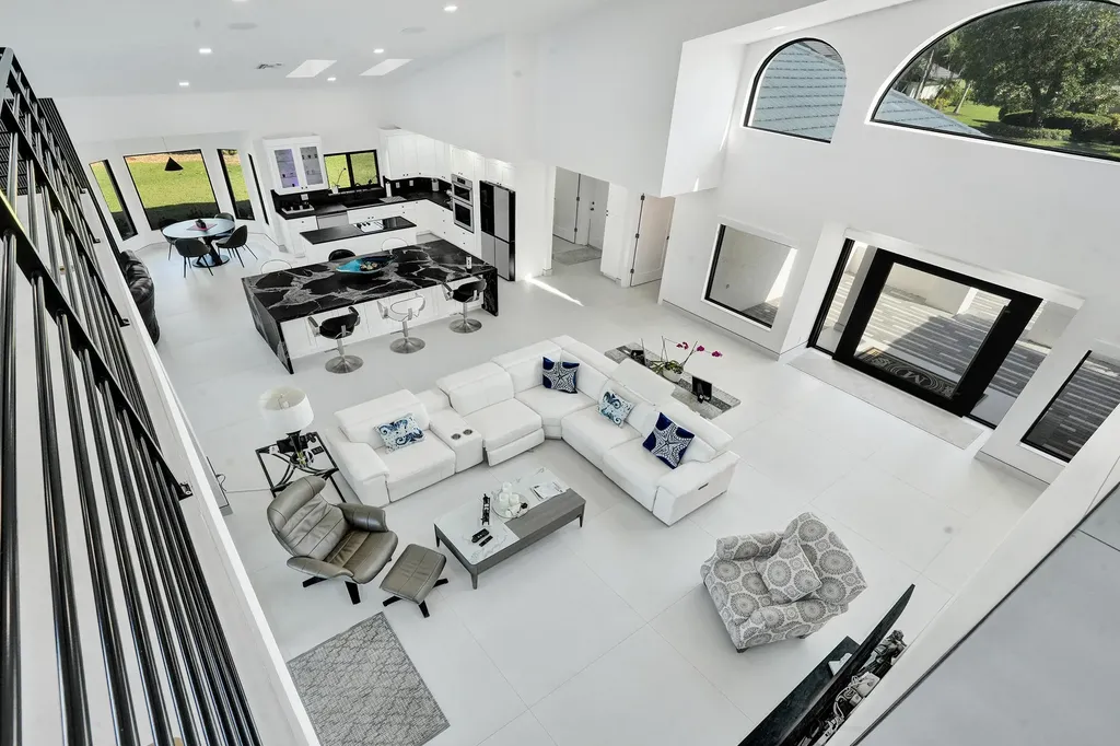10818 River Glenn Drive Boca Raton FL 33428