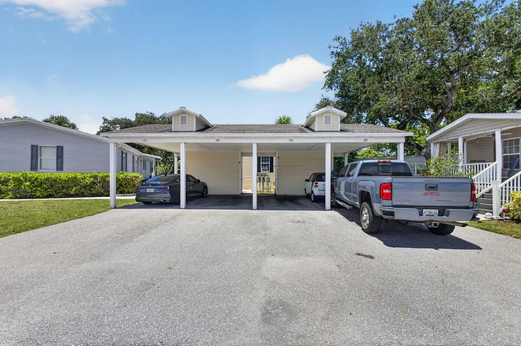 170 Maple Avenue W Palm Beach Gardens FL 33410