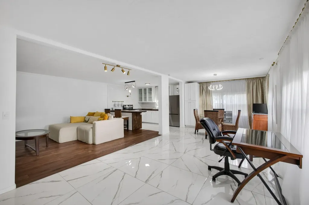 170 Maple Avenue W Palm Beach Gardens FL 33410