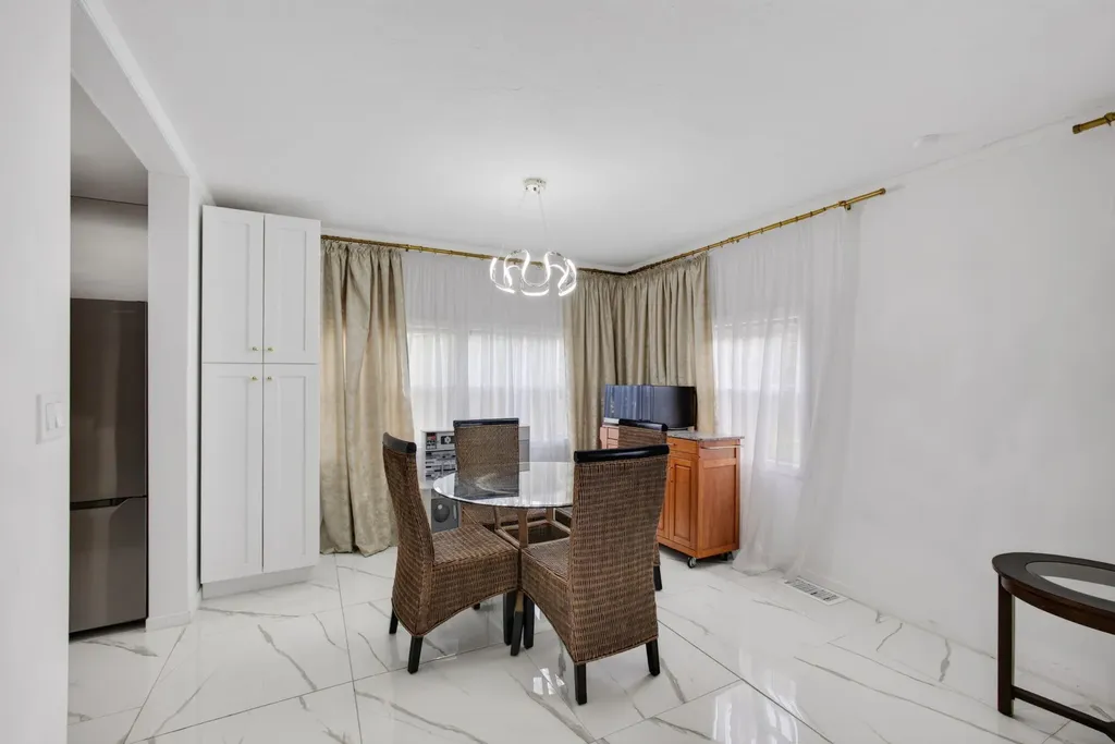 170 Maple Avenue W Palm Beach Gardens FL 33410
