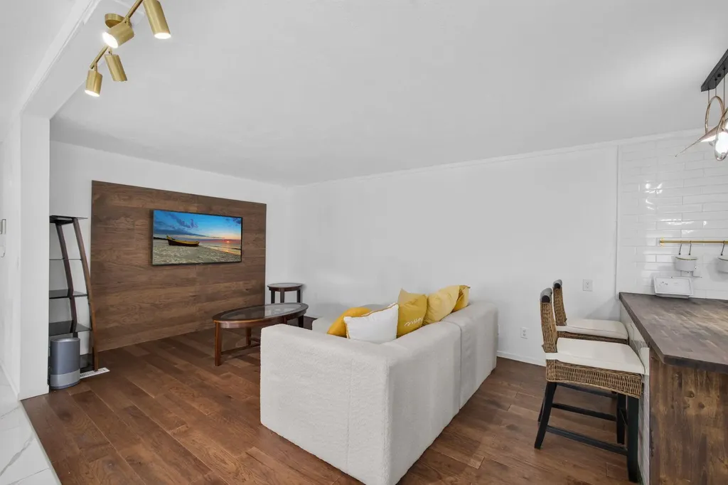 170 Maple Avenue W Palm Beach Gardens FL 33410