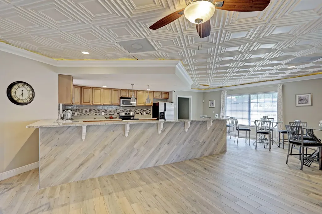170 Maple Avenue W Palm Beach Gardens FL 33410