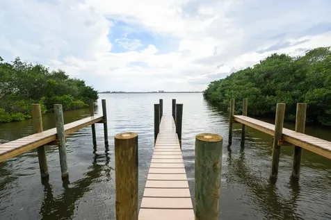 1540 Outer Drive Merritt Island FL 32952