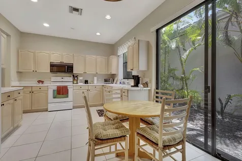 4528 Barclay Fair Way Lake Worth FL 33449