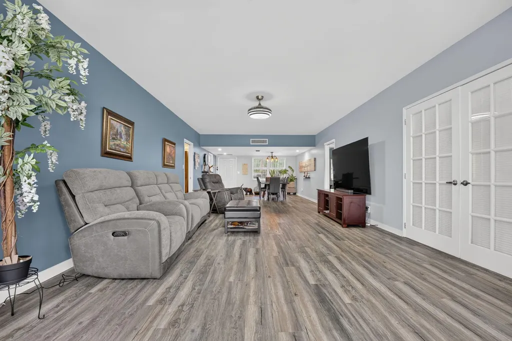 3960 Oaks Clubhouse Pompano Beach FL 33069