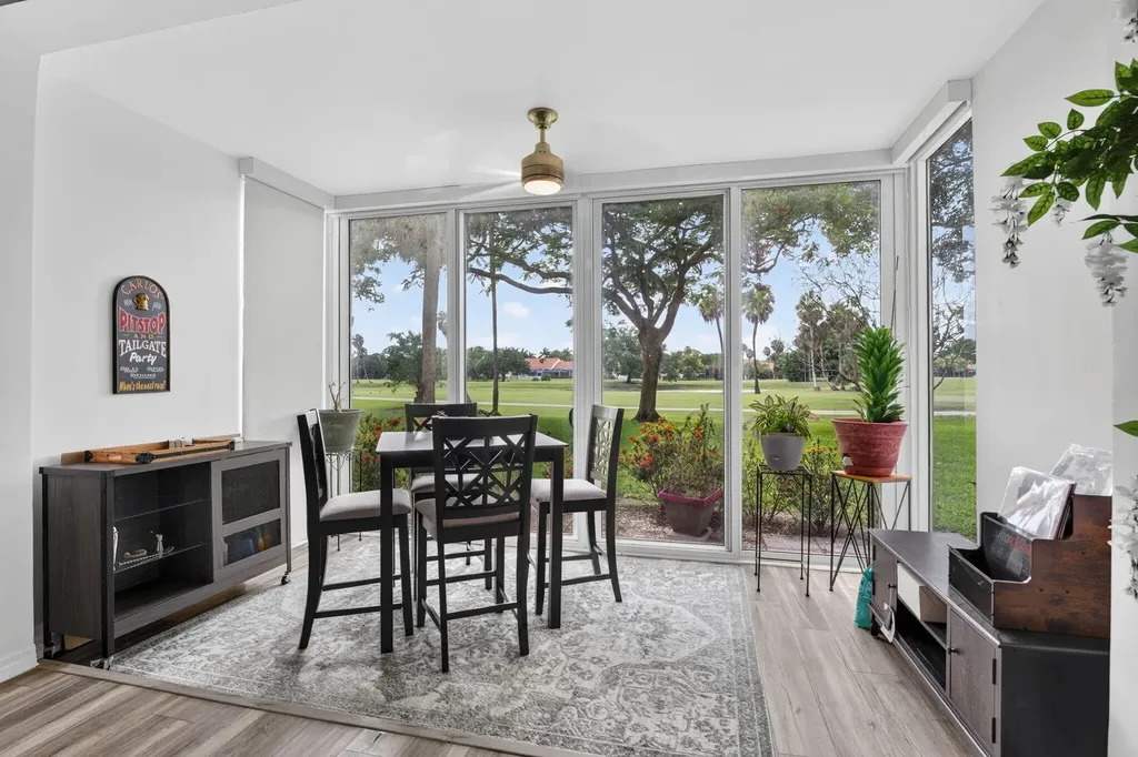 3960 Oaks Clubhouse Pompano Beach FL 33069