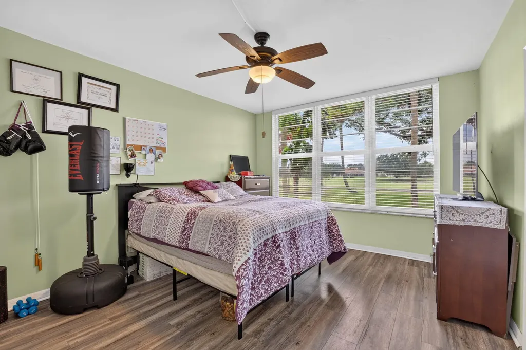 3960 Oaks Clubhouse Pompano Beach FL 33069