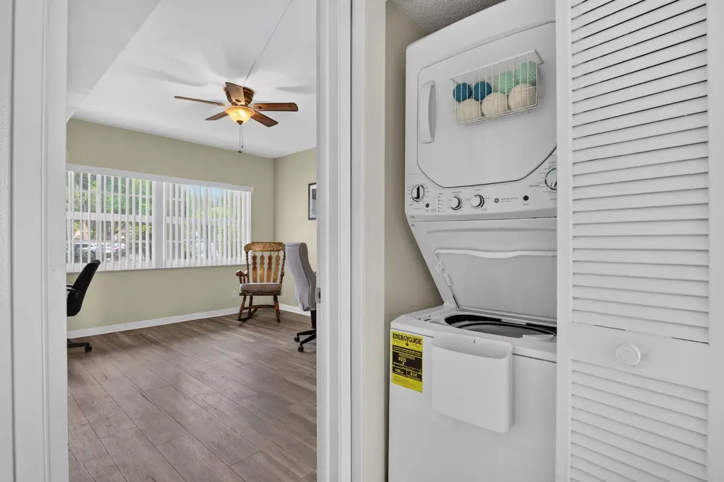 3960 Oaks Clubhouse Pompano Beach FL 33069
