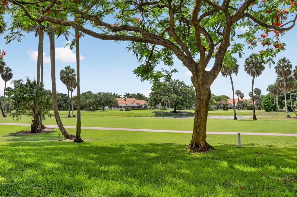 3960 Oaks Clubhouse Pompano Beach FL 33069