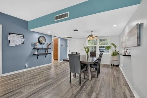 3960 Oaks Clubhouse Pompano Beach FL 33069