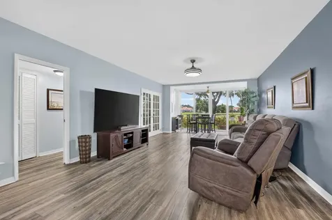 3960 Oaks Clubhouse Pompano Beach FL 33069