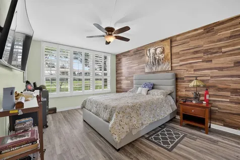3960 Oaks Clubhouse Pompano Beach FL 33069