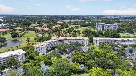 3960 Oaks Clubhouse Pompano Beach FL 33069