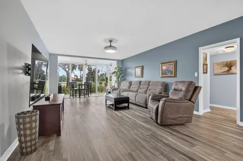3960 Oaks Clubhouse Pompano Beach FL 33069