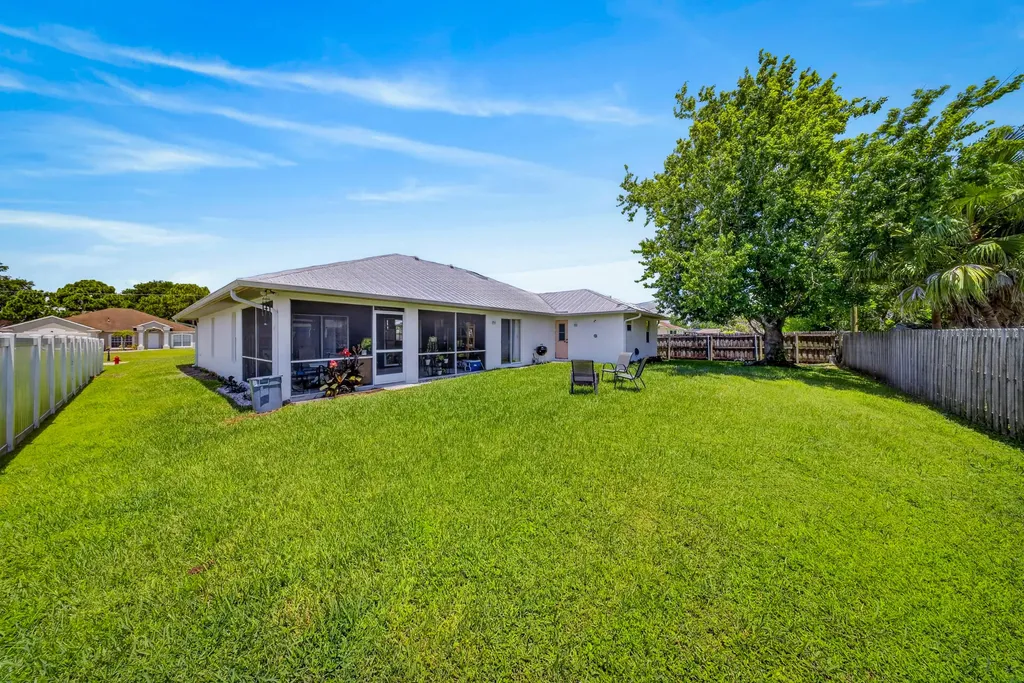 1157 SW Heather Street Port St Lucie FL 34983
