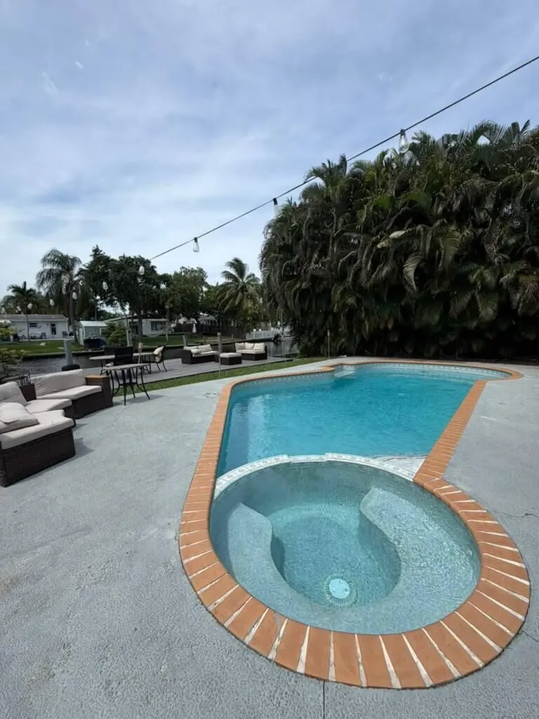 2635 Liberty Street Hollywood FL 33020