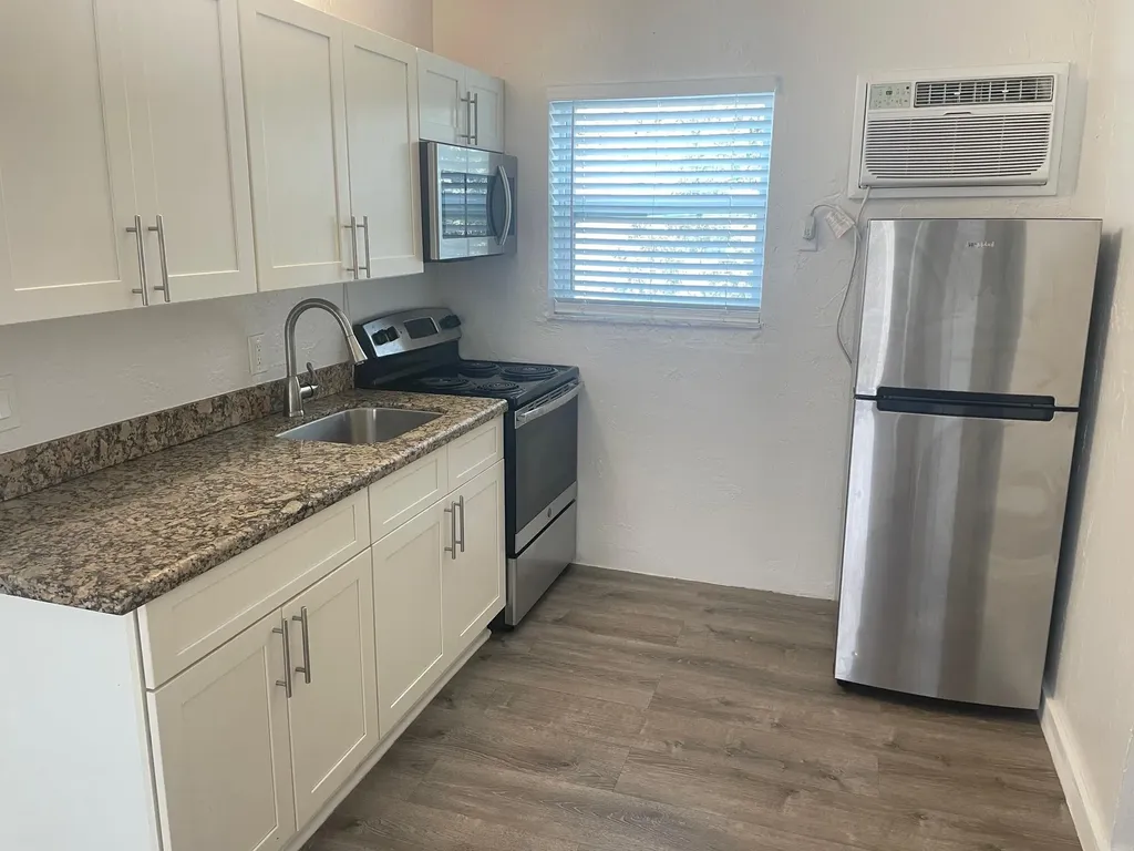 217 SE 20th Avenue Deerfield Beach FL 33441