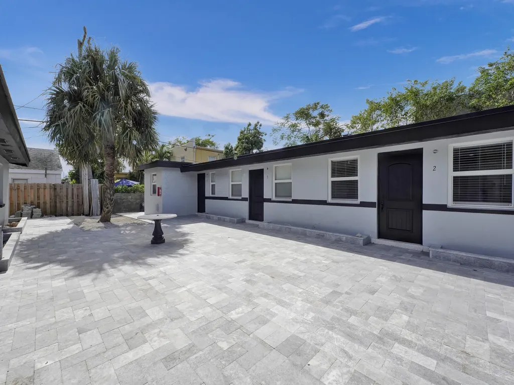 332 Walton Boulevard West Palm Beach FL 33405
