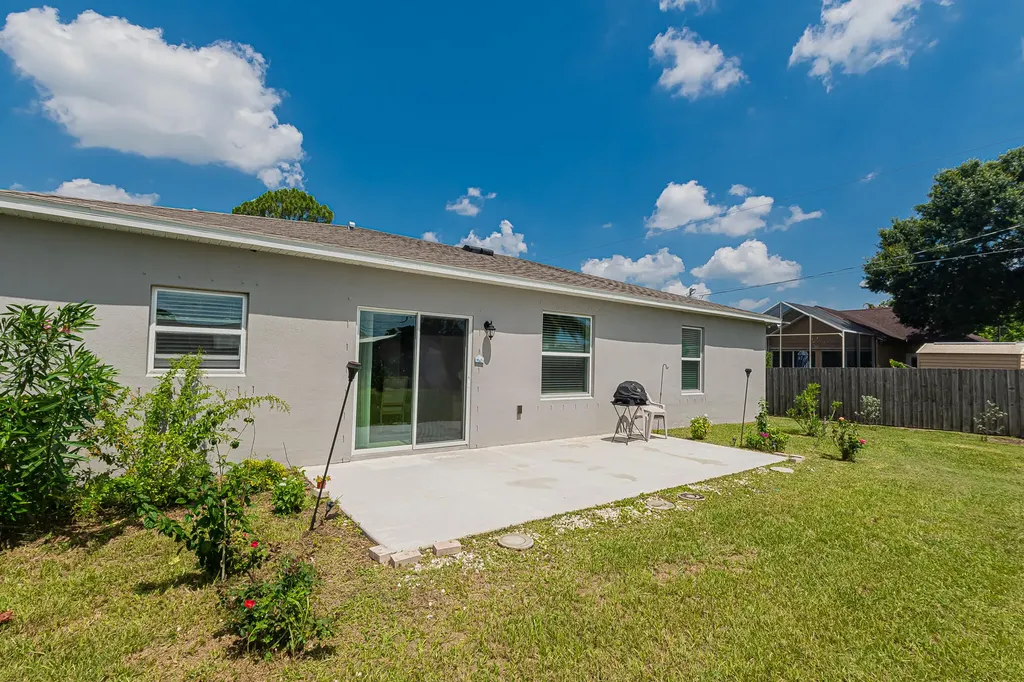 1711 SW Angelo Street Port St Lucie FL 34953