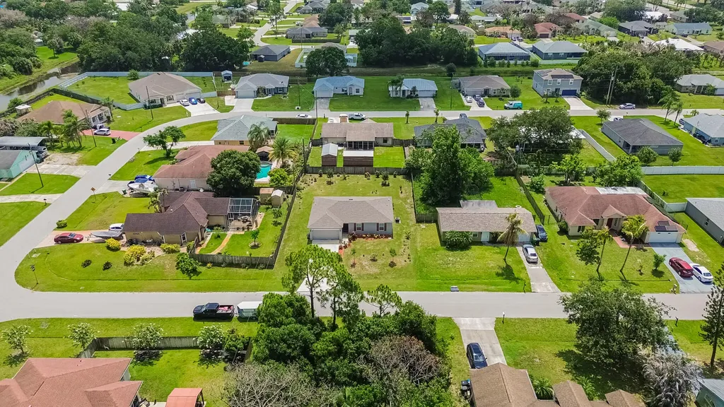 1711 SW Angelo Street Port St Lucie FL 34953