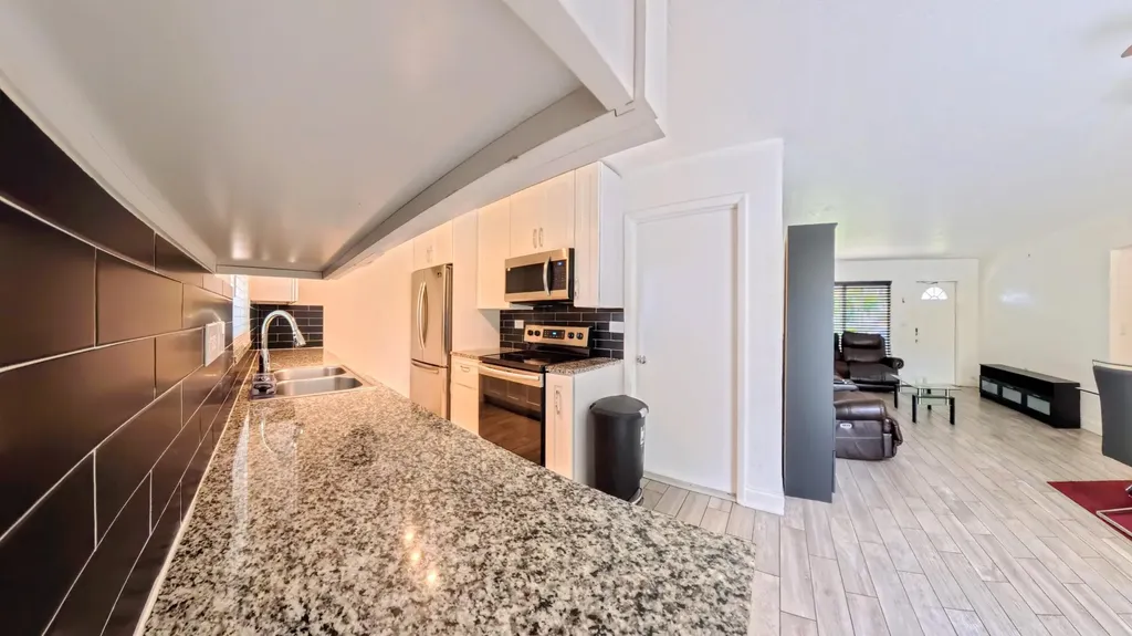 1719 15th Avenue N Lake Worth Beach FL 33460