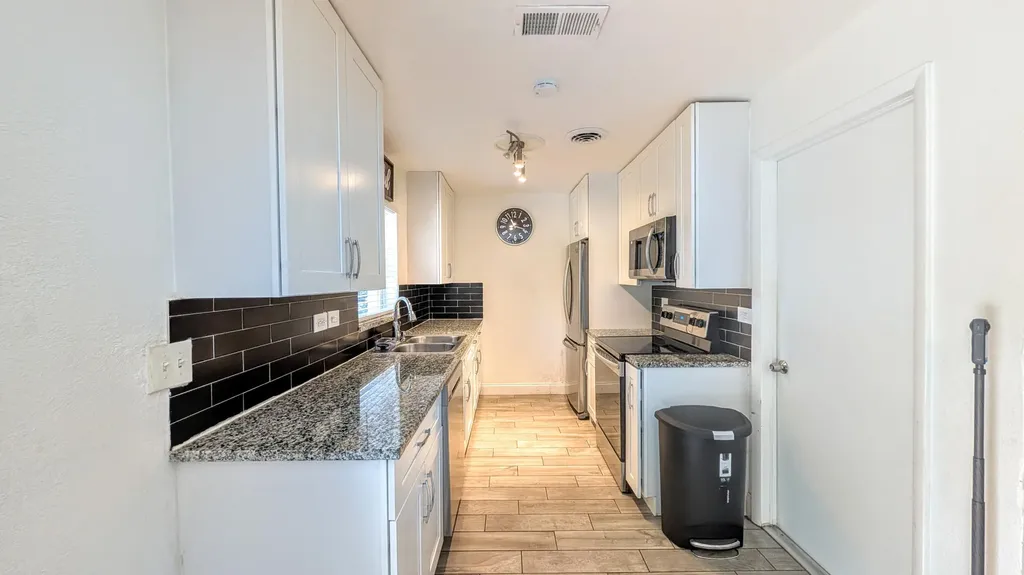 1719 15th Avenue N Lake Worth Beach FL 33460