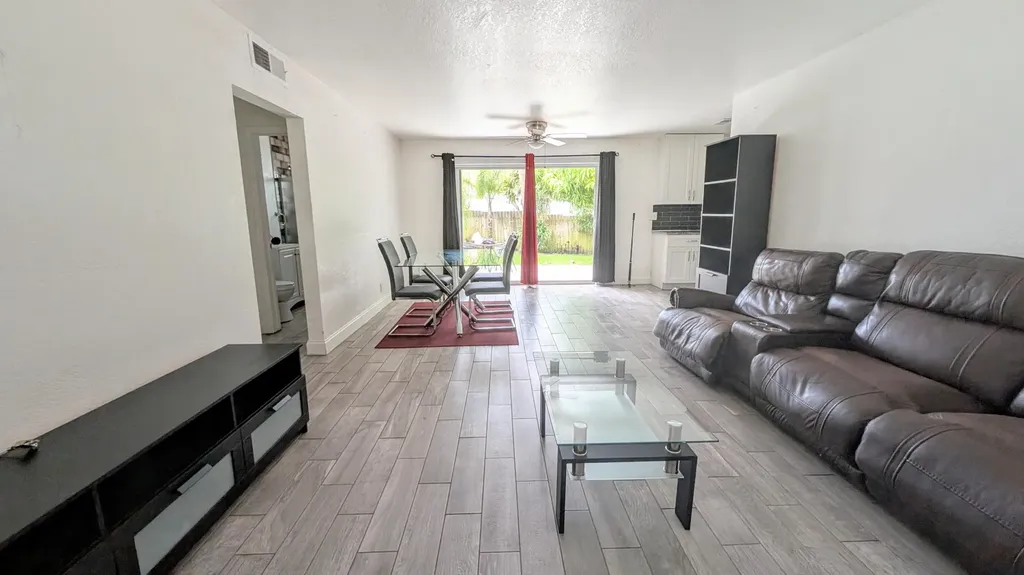 1719 15th Avenue N Lake Worth Beach FL 33460