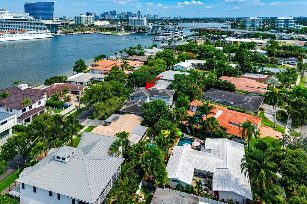 1940 Harbourview Drive Fort Lauderdale FL 33316