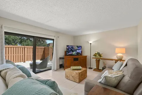 3900 SE County Line Road Jupiter FL 33469