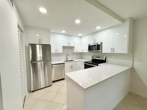 418 Pine Glen Lane Greenacres FL 33463