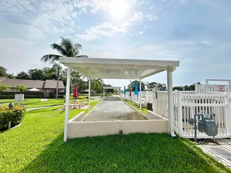 418 Pine Glen Lane Greenacres FL 33463