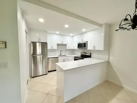 418 Pine Glen Lane Greenacres FL 33463