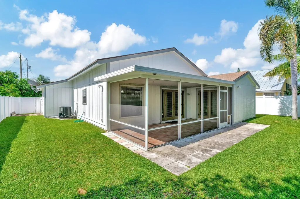 6149 Foster Street Jupiter FL 33458