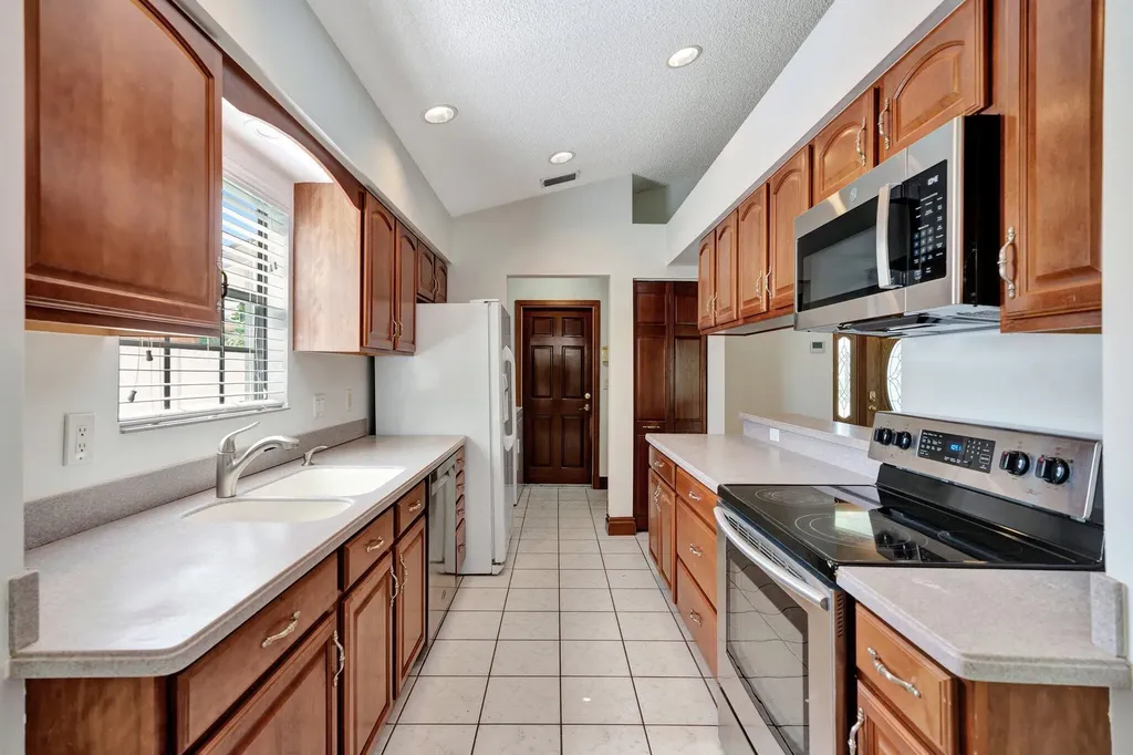 6149 Foster Street Jupiter FL 33458