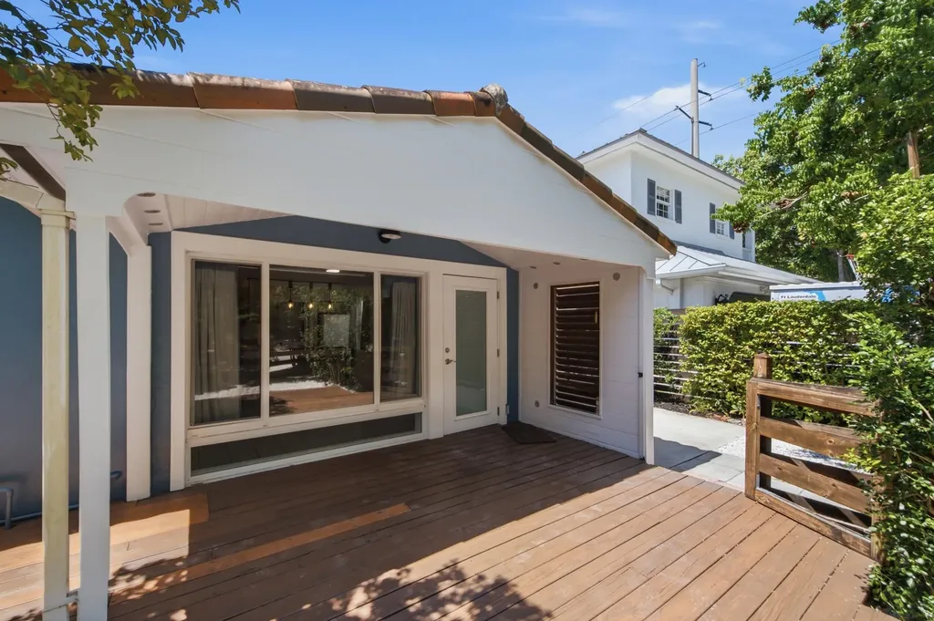 854 SW 11th Street Fort Lauderdale FL 33315