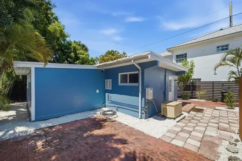 854 SW 11th Street Fort Lauderdale FL 33315