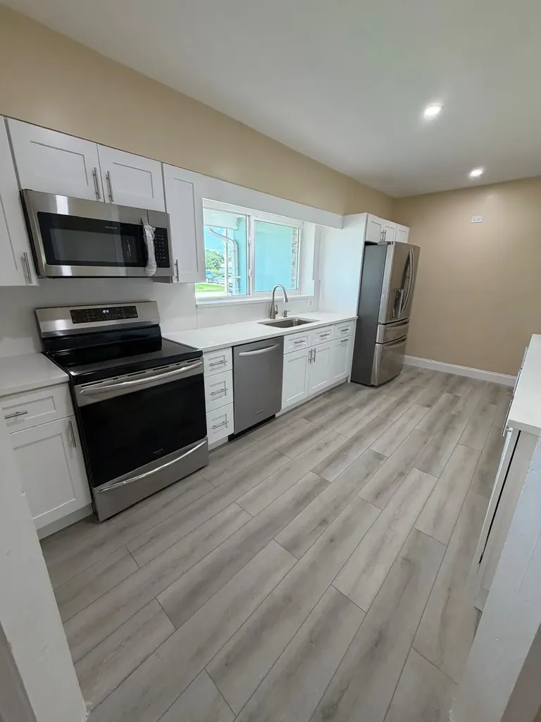 1405 6th Street West Palm Beach FL 33401
