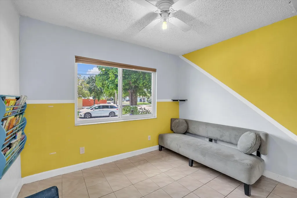 7321 Cody Street Hollywood FL 33024