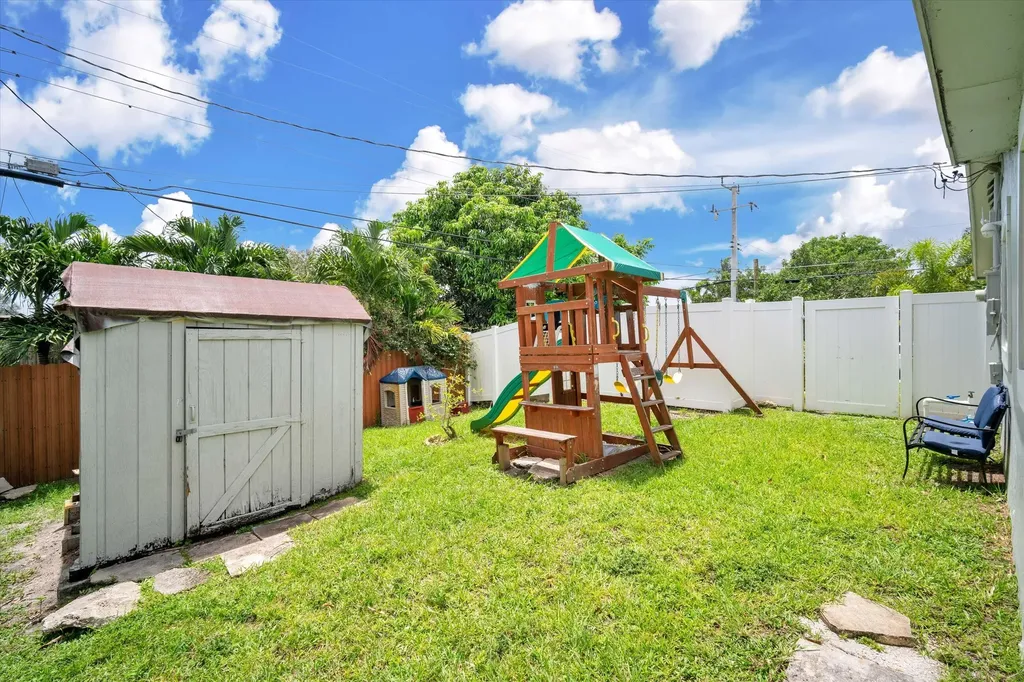 7321 Cody Street Hollywood FL 33024